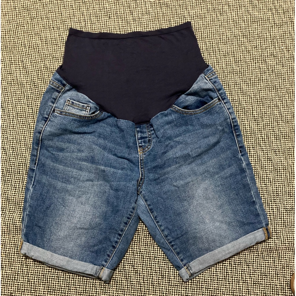 Blue Maternity Jean Shorts
Size: 8 Regular